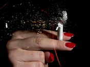 Фотография на забавен кадър -slow-motion-photography-cigarette.jpg